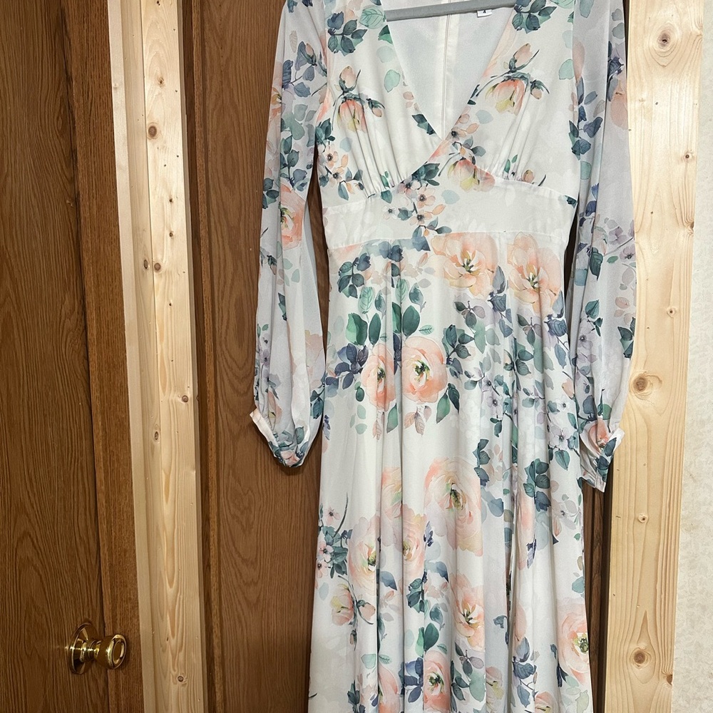 Yumi Kim Floral V-Neck Long Sleeve Maxi Dress - Peach & Sage